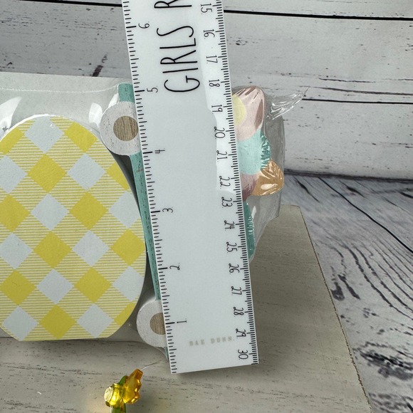 🐰 Easter Tiered Tray Wood Décor – Pastel Bunny Truck & Signs - Picture 6 of 7